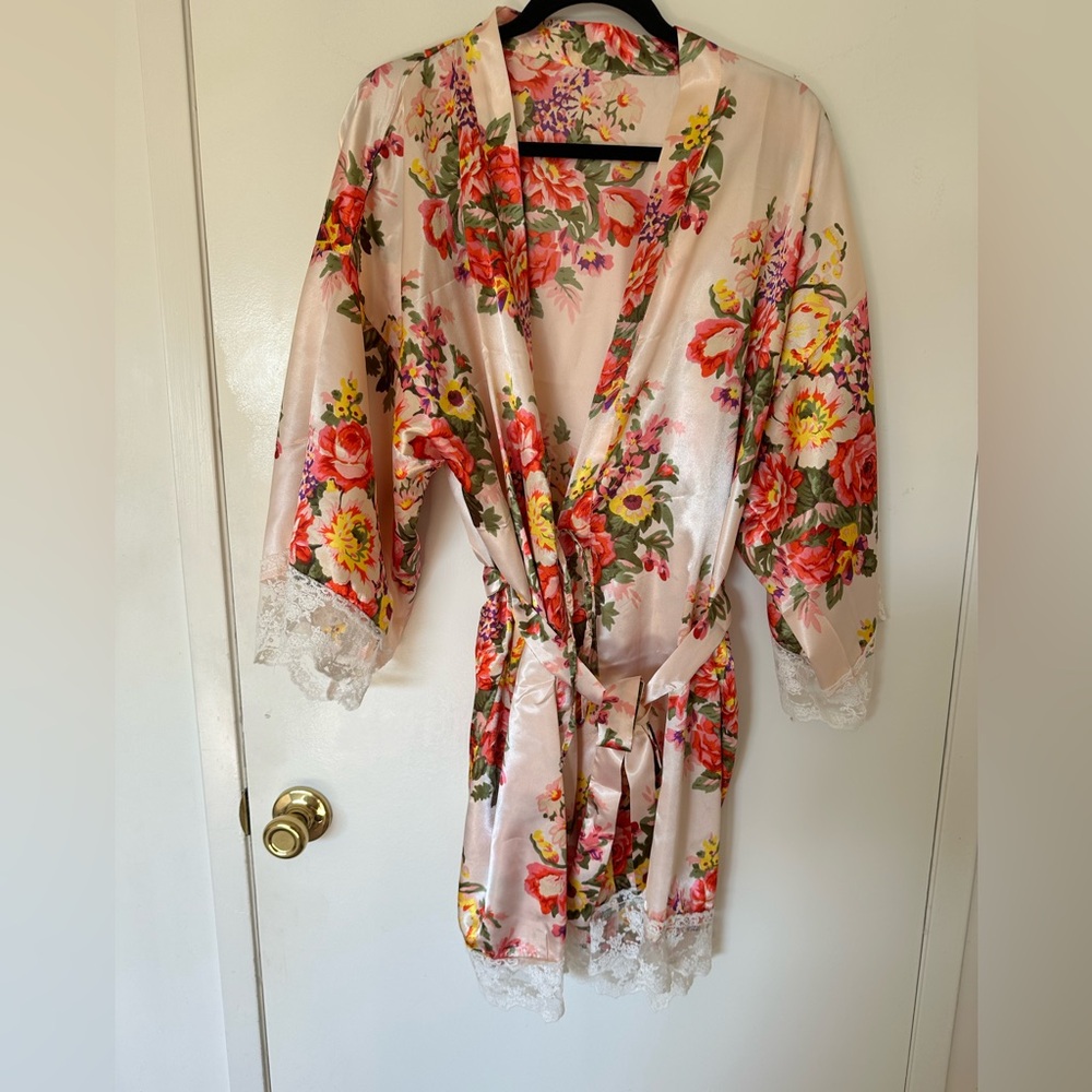 Floral Satin Kimono Robe with Lace Trim